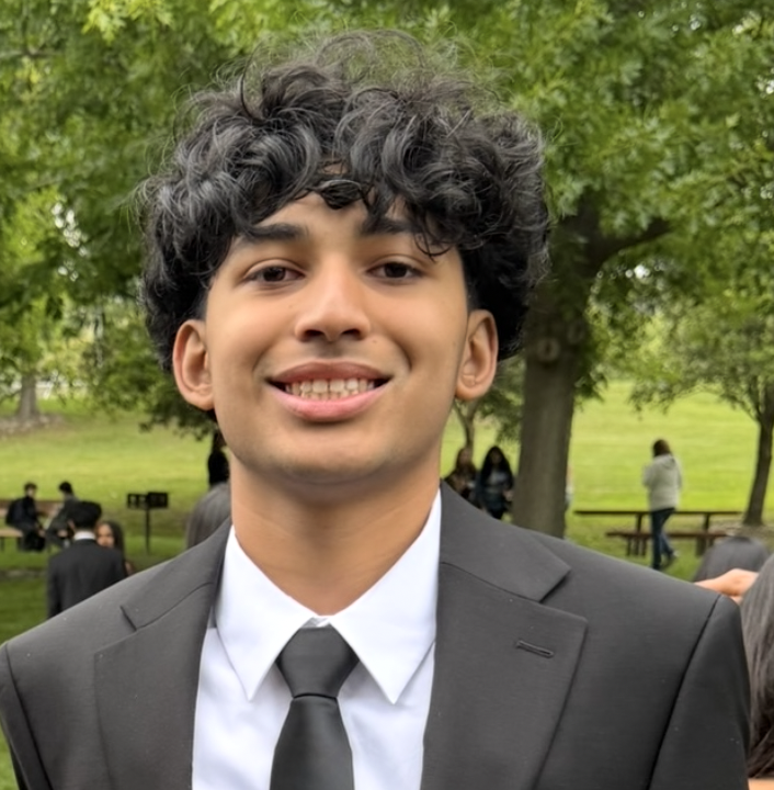 Devansh Karavati headshot